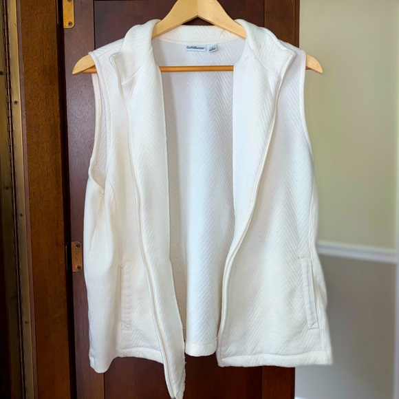 CROFT & BORROW | Off White/Cream Cotton Blend Zip Vest - Picture 2 of 9